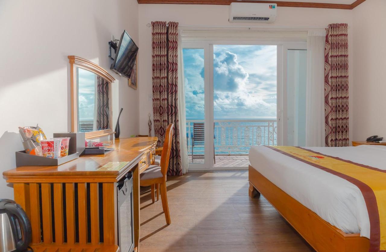 Deluxe Double or Twin Room Sea View,1287132388:JPEG