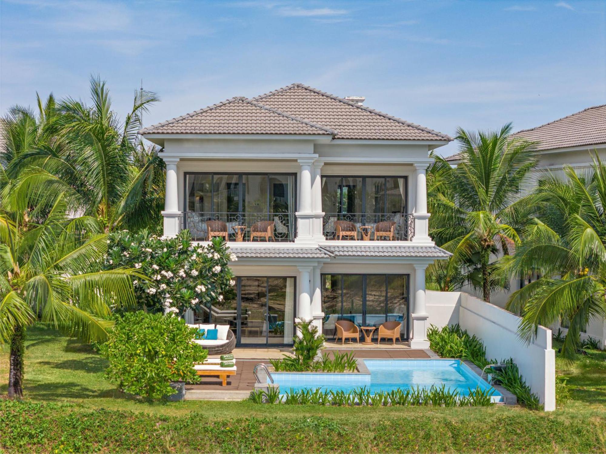 Four-Bedroom Villa Lake View Private Pool,1771656869:JPEG